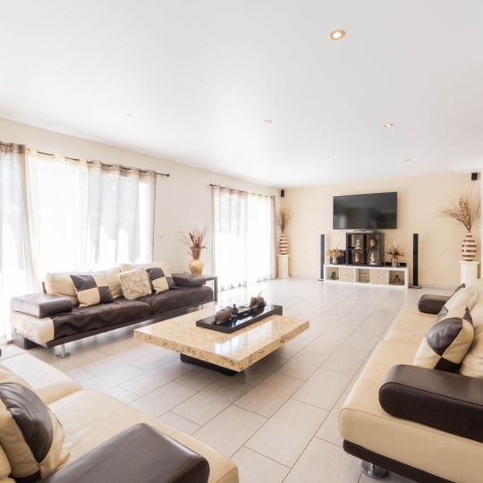  Annonces AIX : Maison / Villa | MOUXY (73100) | 185 m2 | 750 000 &euro; 