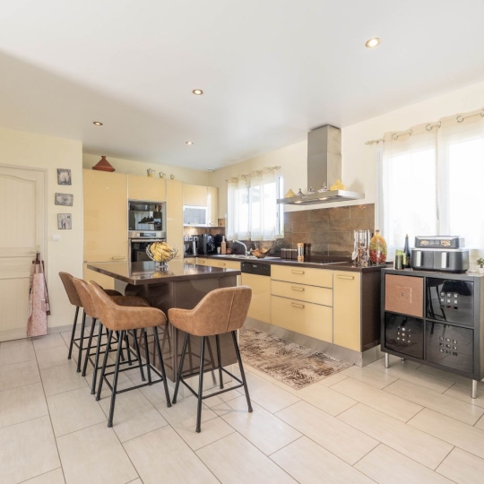  Annonces AIX : Maison / Villa | MOUXY (73100) | 185 m2 | 750 000 &euro; 